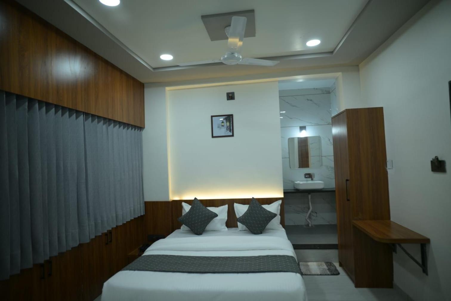 Hotel Aagman Palanpur المظهر الخارجي الصورة