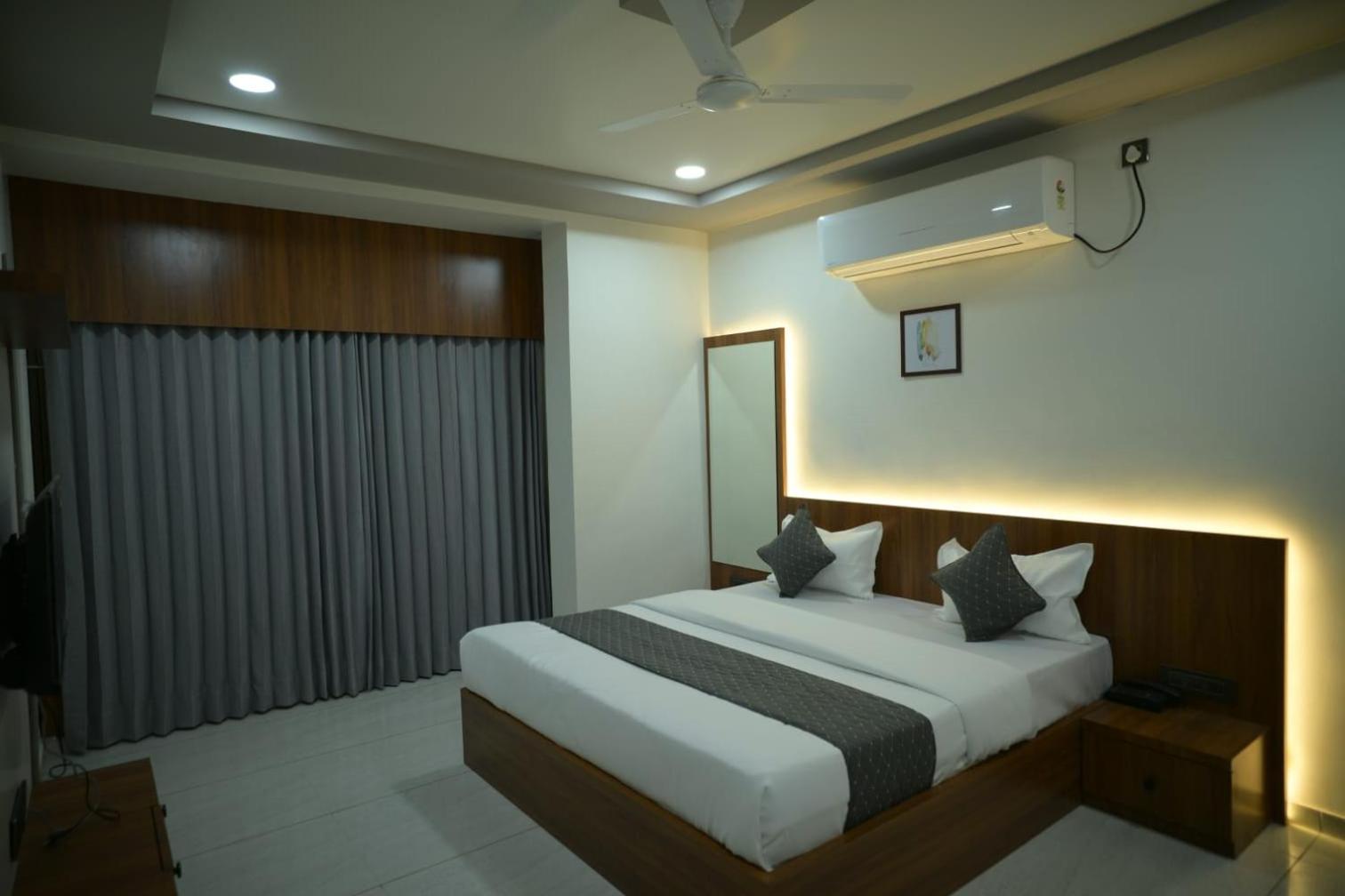 Hotel Aagman Palanpur المظهر الخارجي الصورة