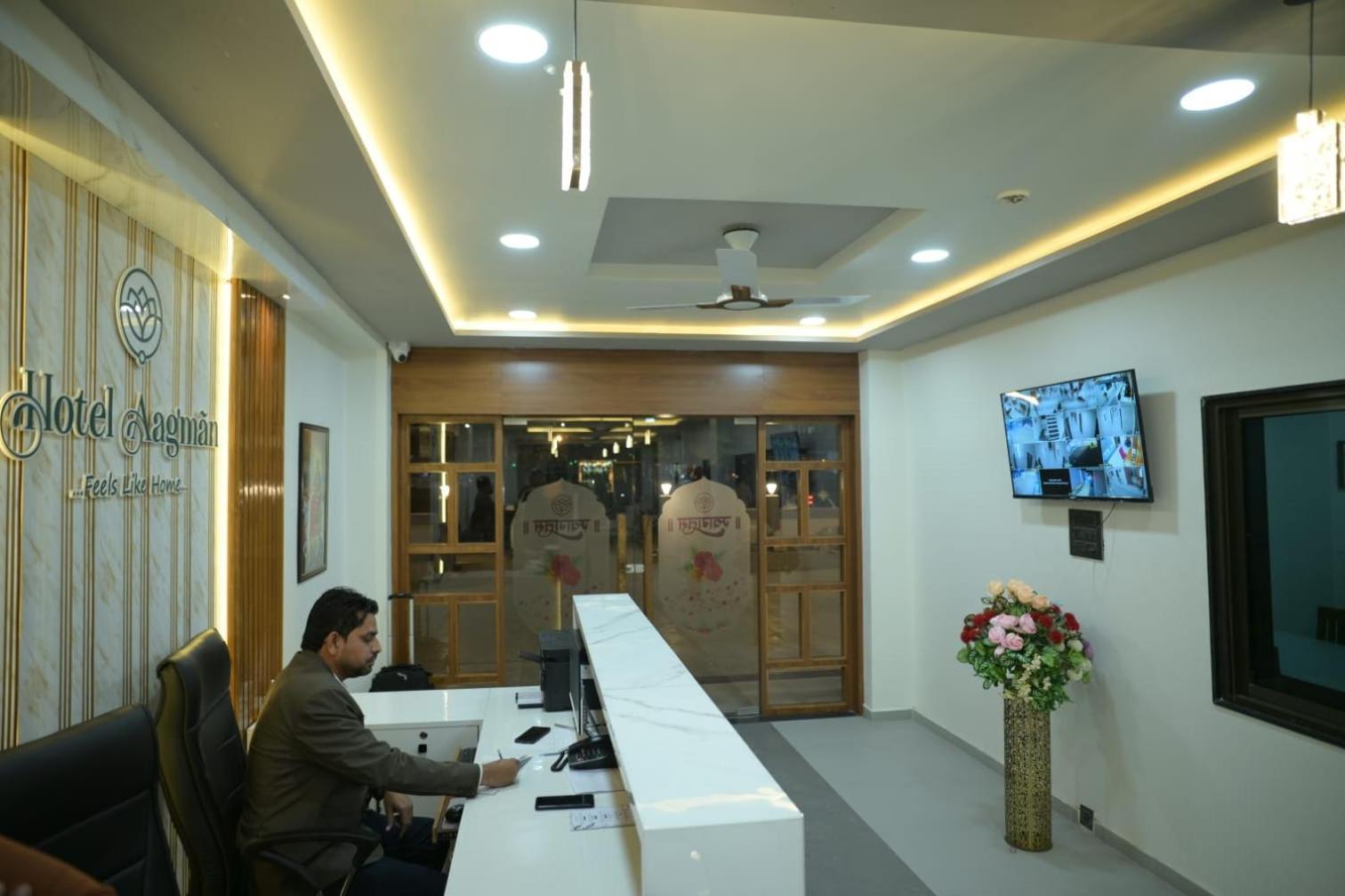 Hotel Aagman Palanpur المظهر الخارجي الصورة